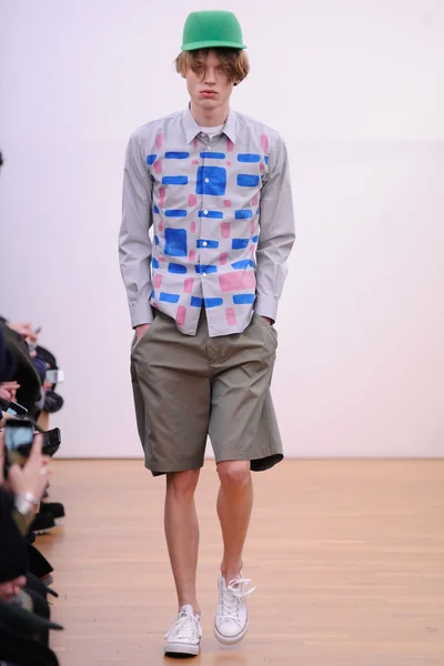 Look 9